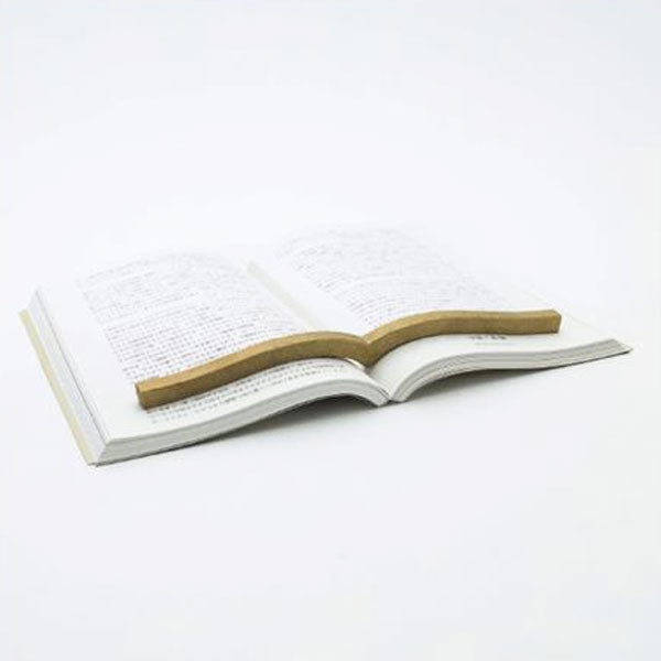 本に寄り添う文鎮 (真鍮製) コクヨ MKT-PW02 [M便 1/4] – 文具専門