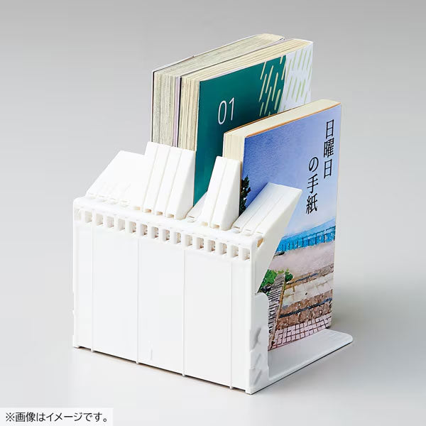 1冊でも倒れないブックスタンド Medium 全2色 リヒトラブ《LIHIT LAB》 A3579-0/24