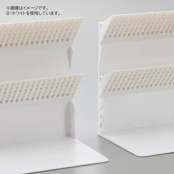 1冊でも倒れないブックスタンド A4 全2色 リヒトラブ《LIHIT LAB》 A-3577-0/24