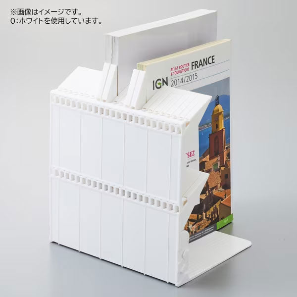 1冊でも倒れないブックスタンド A4 全2色 リヒトラブ《LIHIT LAB》 A-3577-0/24