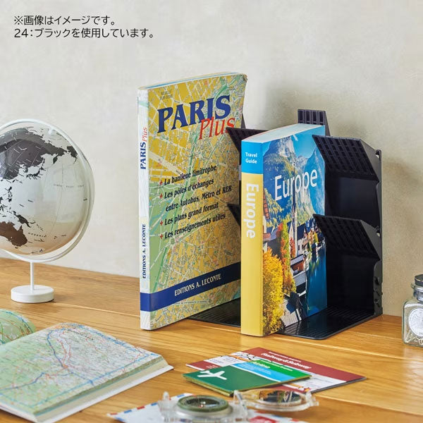 1冊でも倒れないブックスタンド A4 全2色 リヒトラブ《LIHIT LAB》 A-3577-0/24