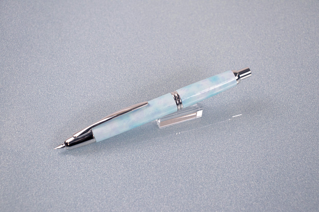 【大原美術館×うさぎやオリジナル　＜銀のみ再販＞】キャップレス万年筆 ポール・シニャック　≪オーヴェルシーの運河≫［銀］ペン先5種類 パイロット OM-FCUO25-OU 【お一人様ペン先各種1本まで】【送料無料※】