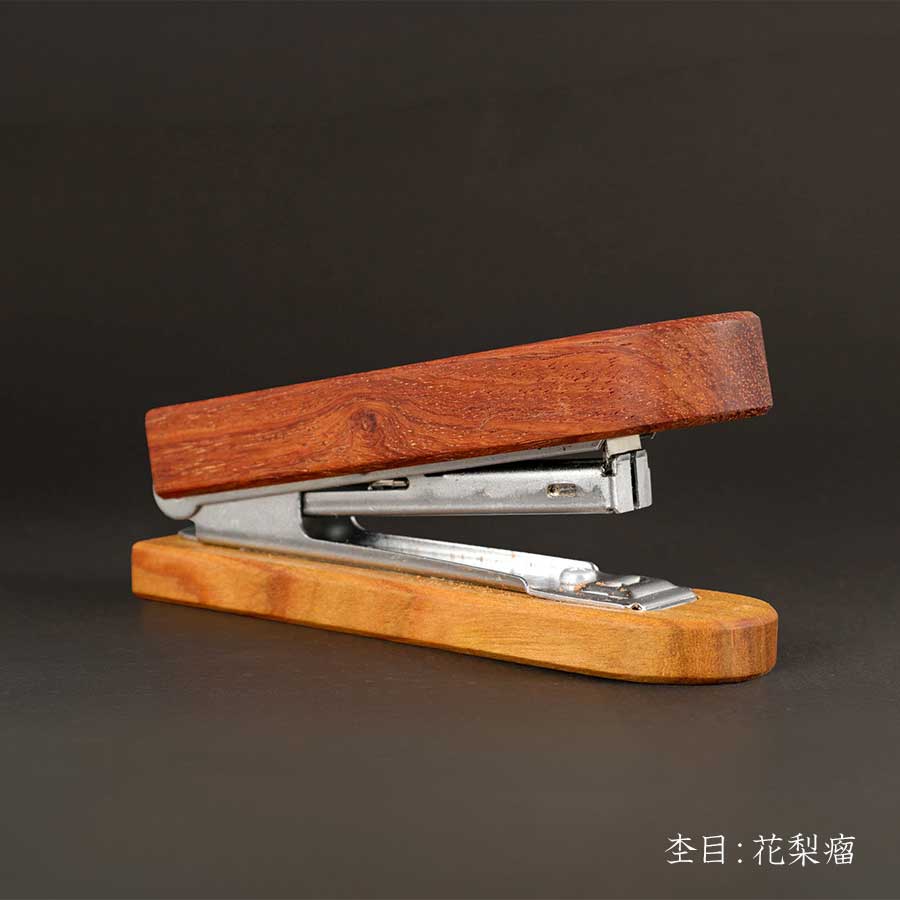 【KURASHIKI BNG.】 ACUS -アクス- 木製ステープラー 10号針対応 うさぎやオリジナル