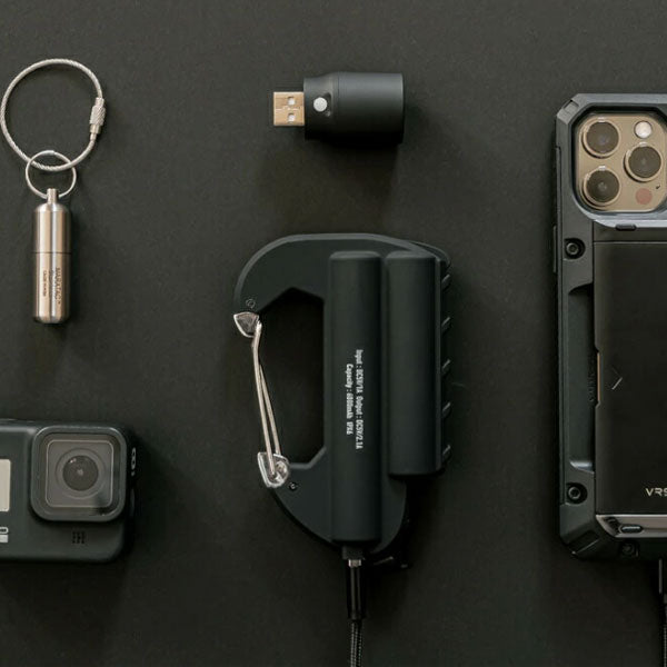 CARABINER BATTERY DOUBLE カラビナバッテリーダブル［全3色］ エルコミューン CRB01