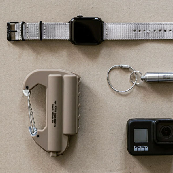 CARABINER BATTERY DOUBLE カラビナバッテリーダブル［全3色］ エルコミューン CRB01