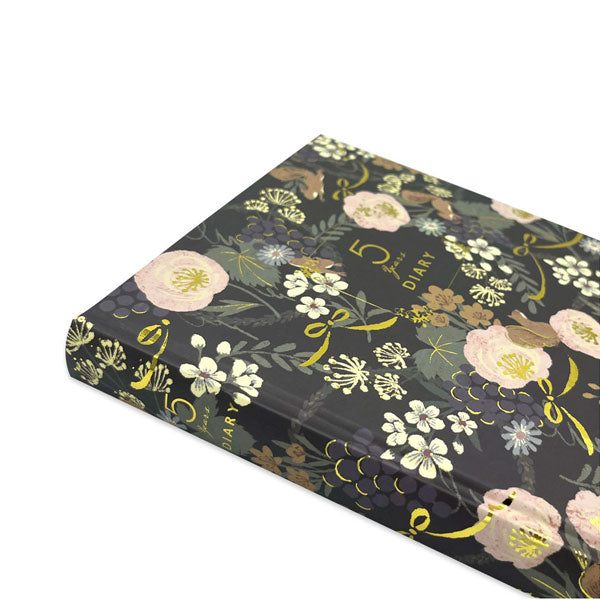 Tomoko Hayashi 5年日記 全2種類 Clothes-Pin(クローズ・ピン