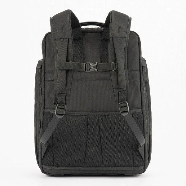 EVL-4.0 リュック［B4サイズ］ 黒 20L ［B4ファイル/15.6インチPC対応］ エース 68306-01【送料無料*！取り寄せ品】