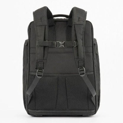 EVL-4.0 リュック［B4サイズ］ 黒 20L ［B4ファイル/15.6インチPC対応］ エース 68306-01【送料無料*！取り寄せ品】