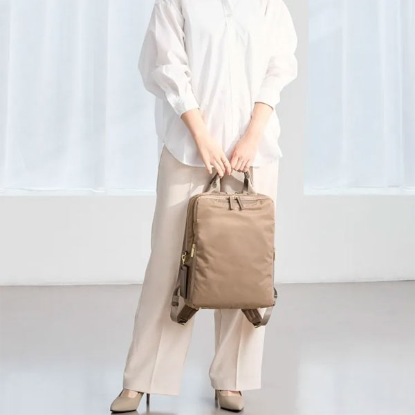 フィッテム ビジネスリュック［A4サイズ］12L［A4ファイル/13.3インチPC対応］ エース 68681【送料無料*！取り寄せ品】