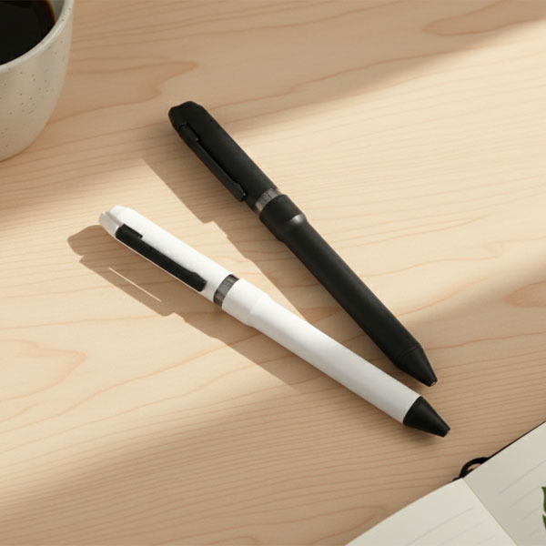 【名入れ無料！ネコポス送料無料】 限定！シャーボNu スマートカジュアルカラー 回転式 多機能ペン 3機能（2色エマルジョン0.5・0.7 黒/赤+シャープ0.5）[M便 1/3] ゼブラ SBS35-SC/SB35-SC