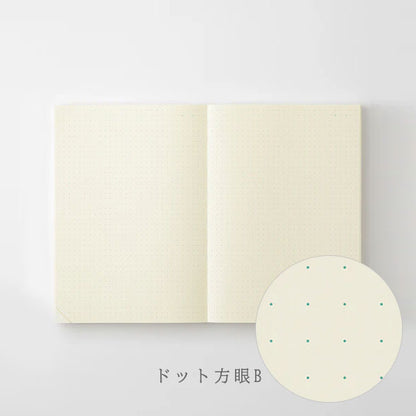 《MD PRODUCT》MDノート A5 1日1ページ [無罫/ドット方眼] デザインフィル 15389/15390 【1冊のみネコポス可】[M便 1/1]