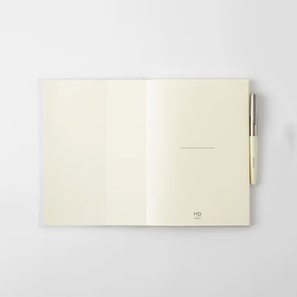 MD PRODUCT》MDノートカバー [A4変形判] デザインフィル 35663 – 文具